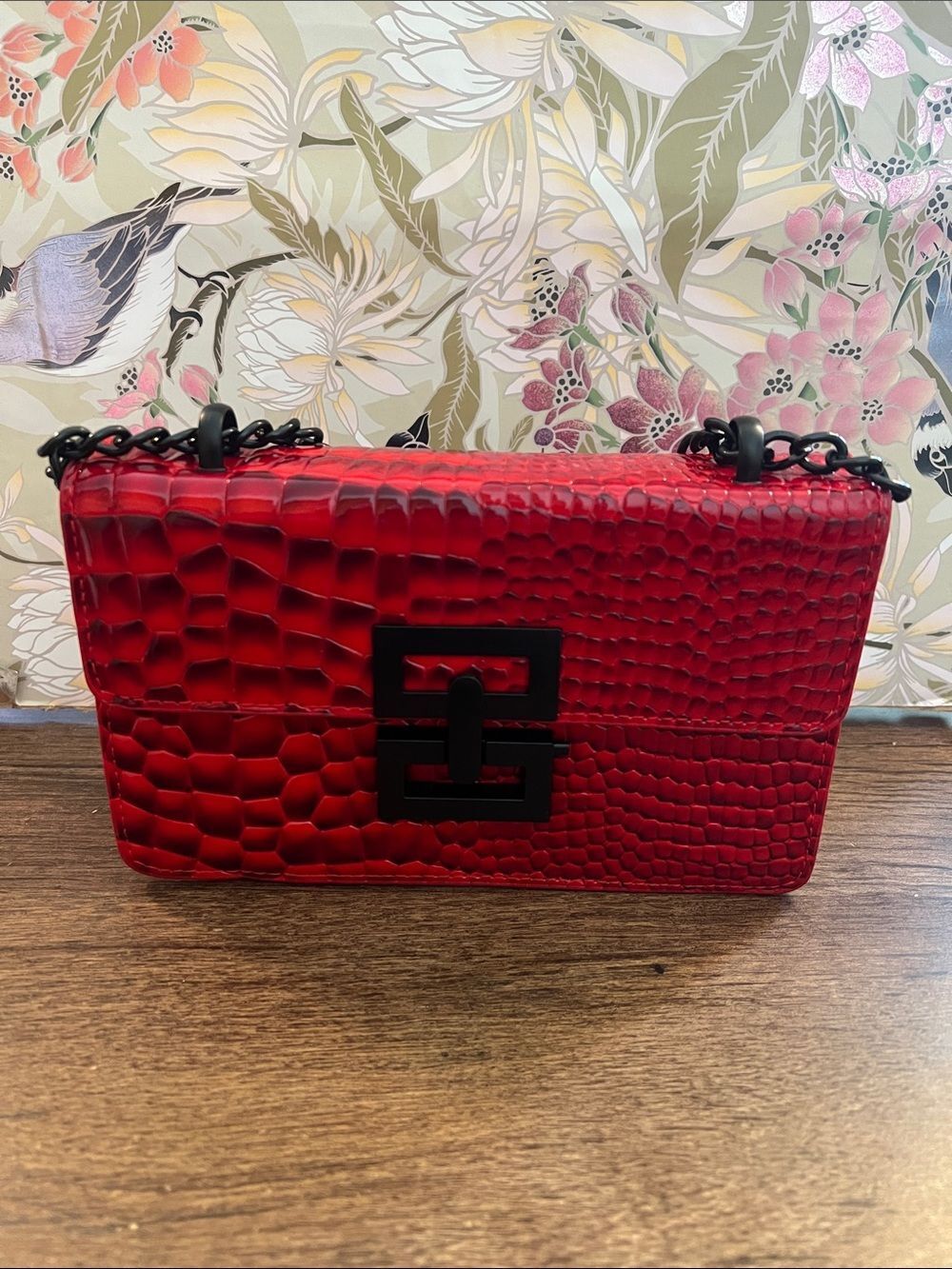Designer Like Red Embossed Chain Shoulder Bag